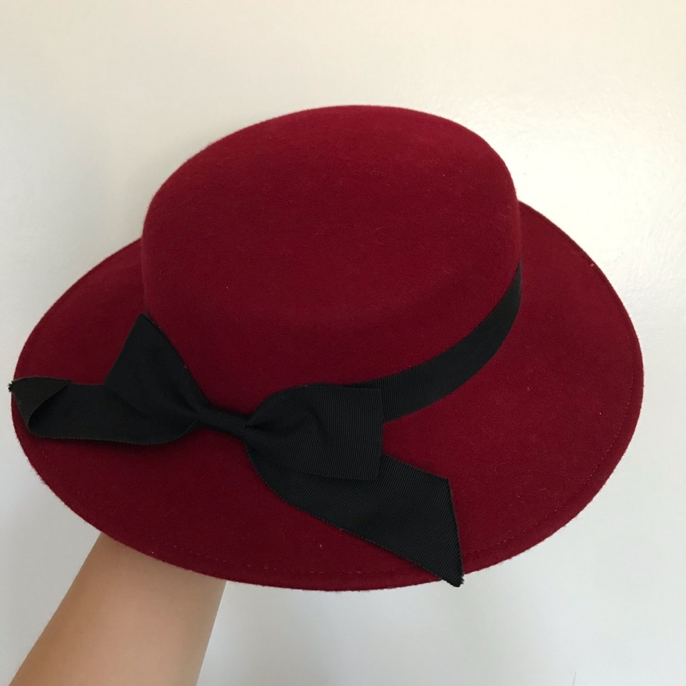 Vintage dark red wool hat